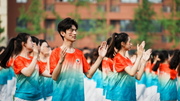 四川传媒学院第二十二届运动会举行