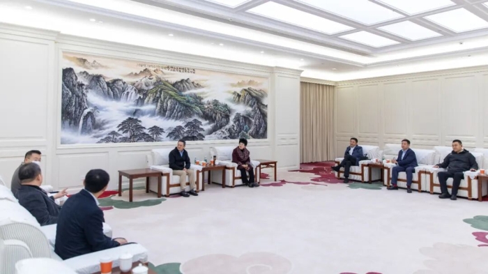 广电总局广科院、高通等领导和专家齐聚四川传媒学院，共商新一代视听产业发展大计